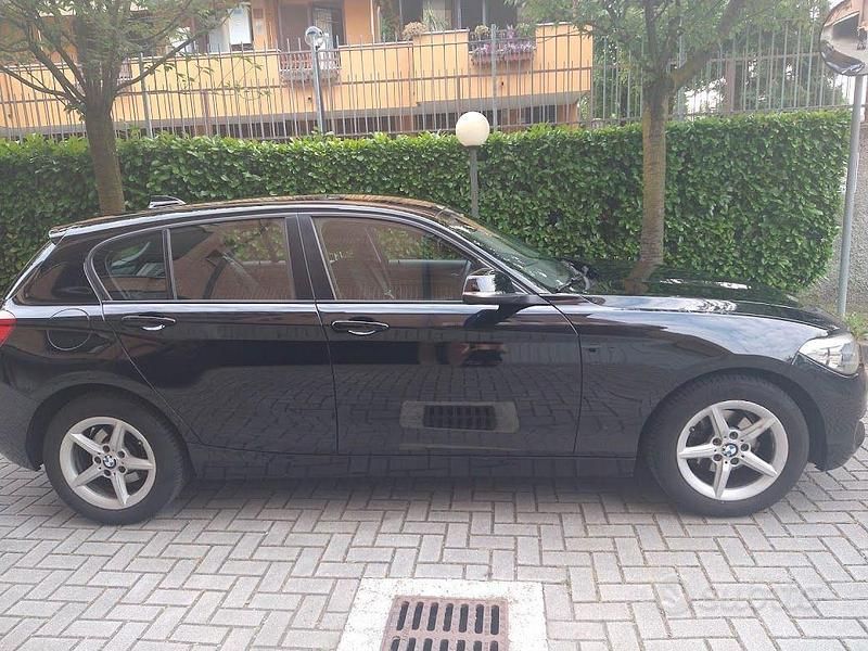 Usata BMW 114 Advantage 95 CV (69 kW) 2017 Nero Utilitaria