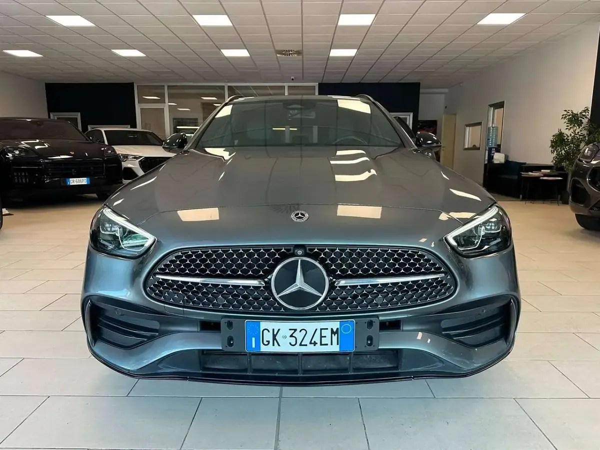 Usata Mercedes C300 Premium Plus 265 CV (194 kW) 2022 Grigio Station wagon