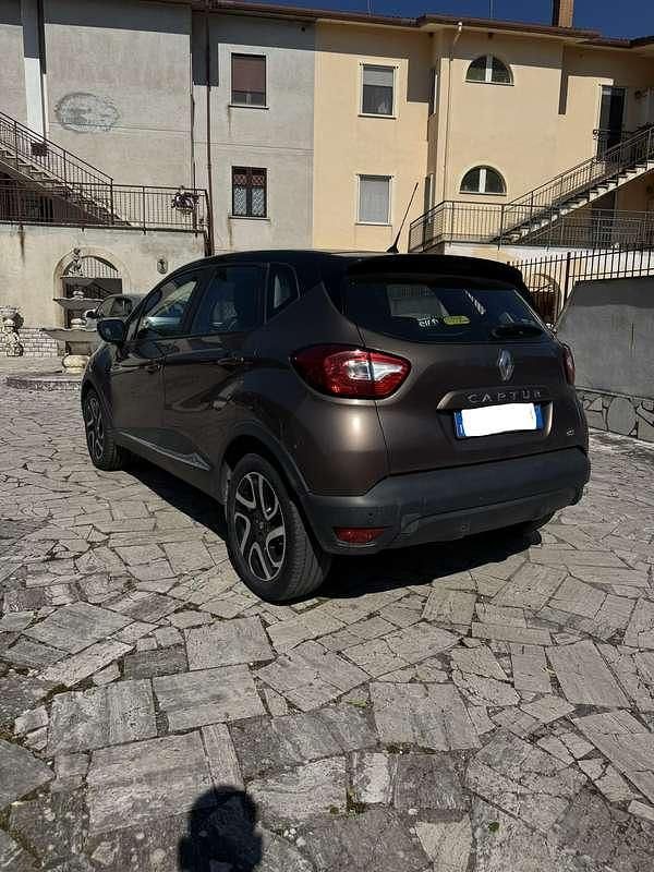 Usata Renault Captur 90 CV (66 kW) 2014 SUV