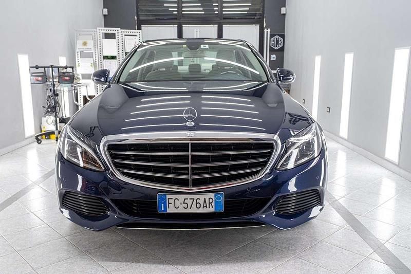 Usata Mercedes C220 170 CV (125 kW) 2016 Blu/azzurro