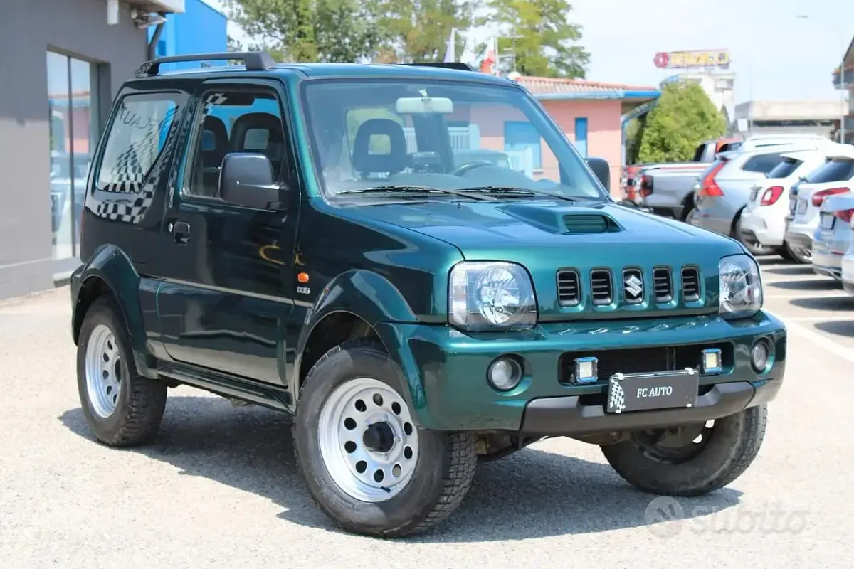 Usata Suzuki Jimny 65 CV (47 kW) 2005 Verde SUV