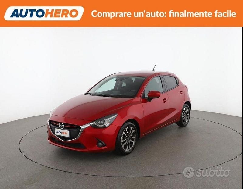 Begagnad Mazda 2 Exceed 116 HK (85 kW) 2017 Röd Sedan