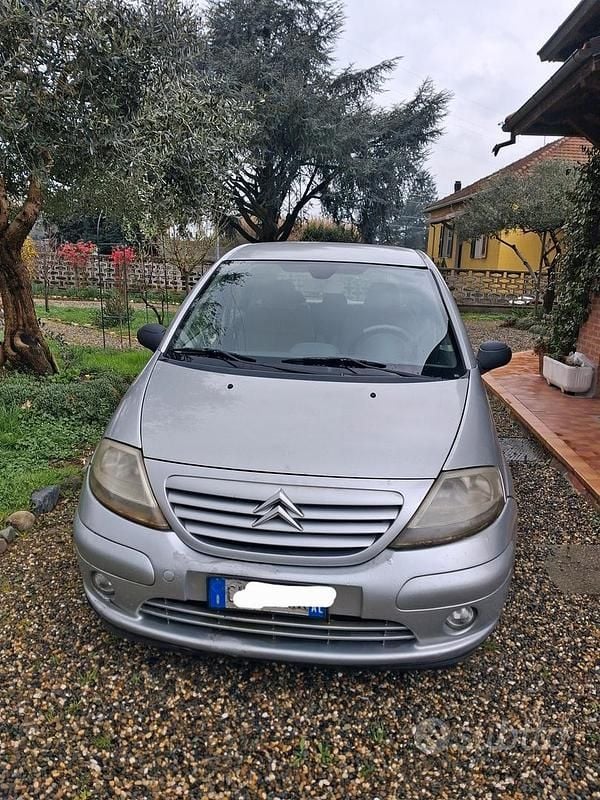 Usata Citroën C3 68 CV (50 kW) 2003 Grigio Berlina