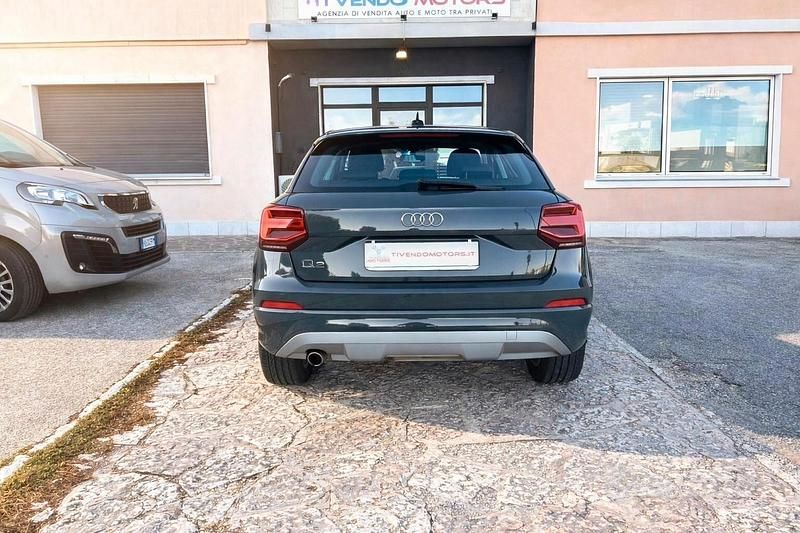 Usata Audi Q2 Admired 116 CV (85 kW) 2019 Grigio SUV