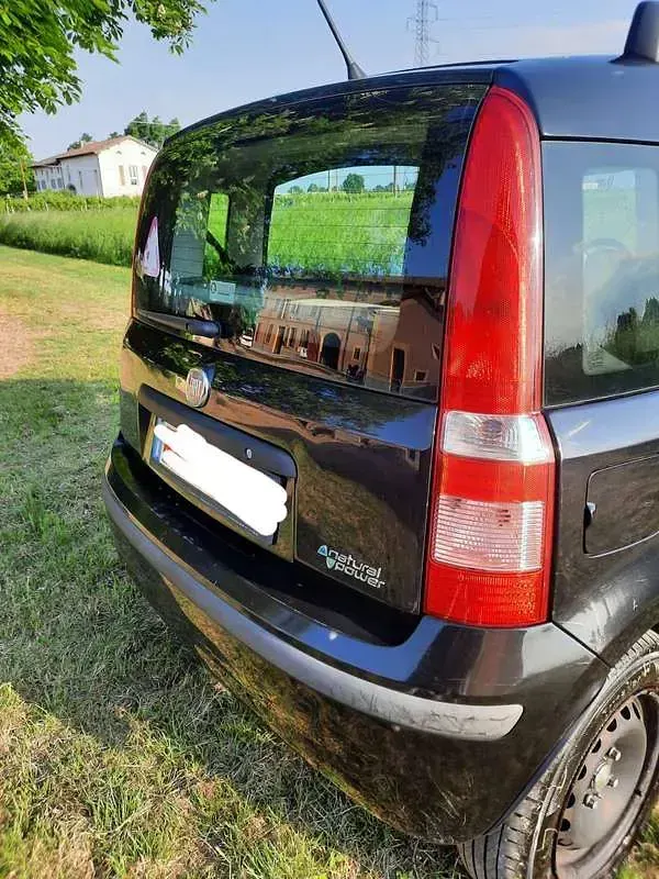 Usata Fiat Panda Active 77 CV (56 kW) 2012 Nero Utilitaria