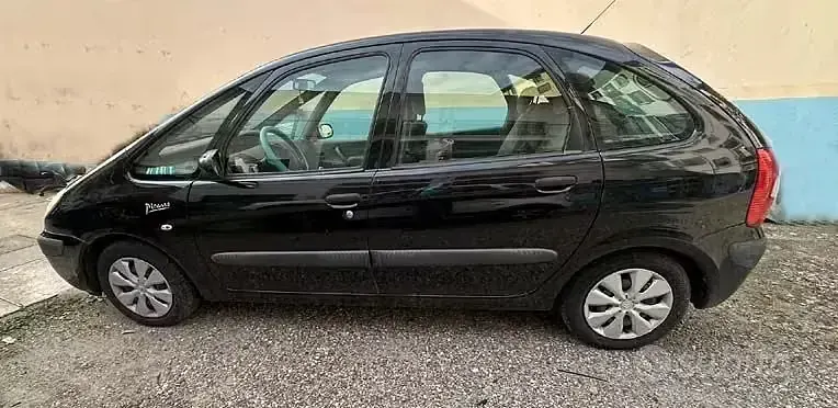 Usata Citroën Xsara 109 CV (80 kW) 2006 Nero Monovolume