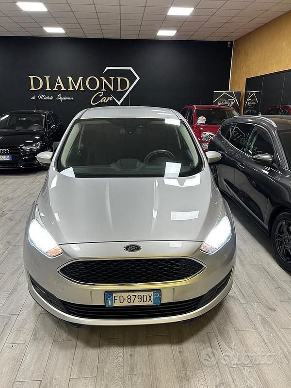 Begagnad Ford C-MAX 120 HK (88 kW) 2016 Grå Minibuss