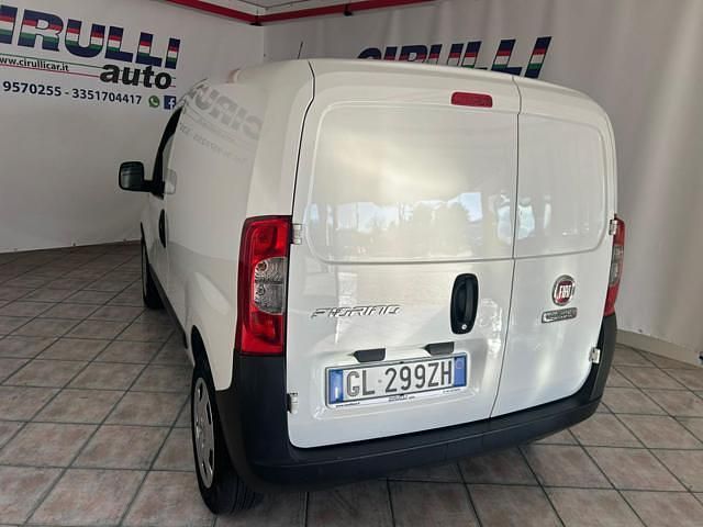 Usata Fiat Fiorino 95 CV (69 kW) 2022 Bianco pastello Monovolume