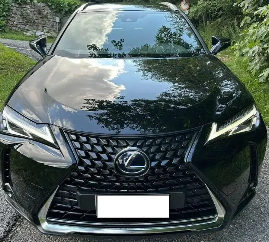 Usata Lexus UX 250h Executive Line 184 CV (135 kW) 2020 Nero SUV