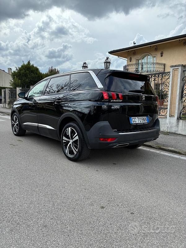 Usata Peugeot 5008 Allure 131 CV (96 kW) 2020 SUV