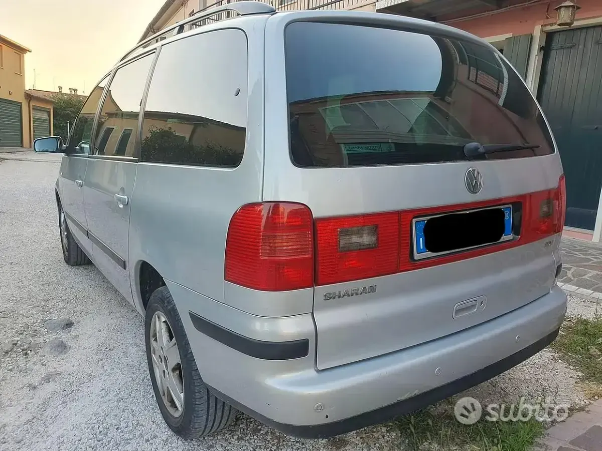 Usata VW Sharan 116 CV (85 kW) 2002 Grigio Monovolume
