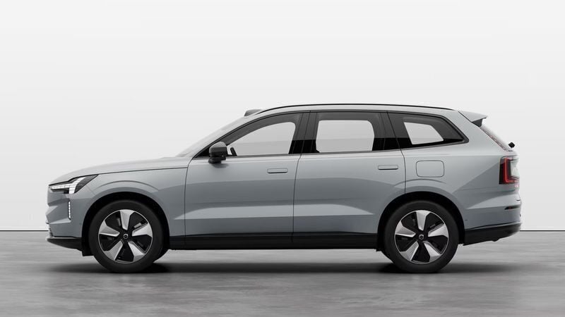 Nuova Volvo EX90 Plus 180 kW (245 CV) 2025 Grigio SUV