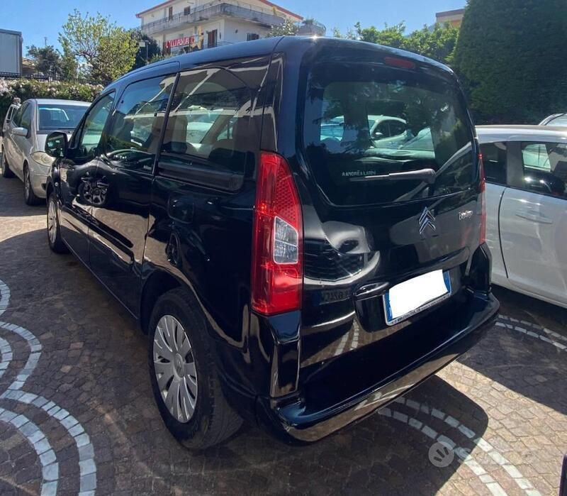 Usata Citroën Berlingo XTR 92 CV (67 kW) 2011 Nero(met.) Monovolume