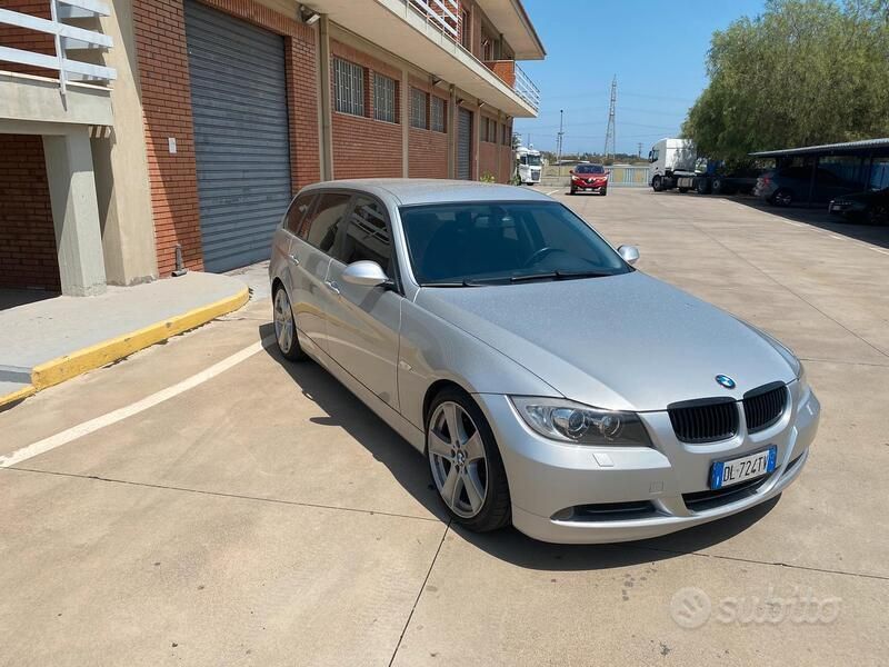 Grigio Usata 2007 BMW 320 Station wagon | 6500 € (Buon prezzo) - Immagine 1/4