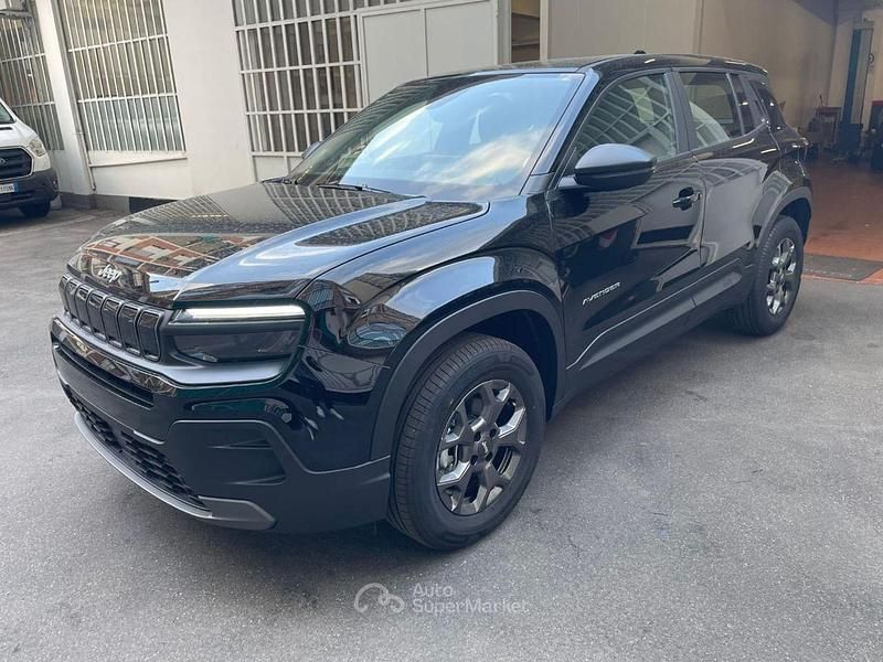 Nuova Jeep Avenger Longitude 101 CV (74 kW) 2025 Nero(met.) SUV