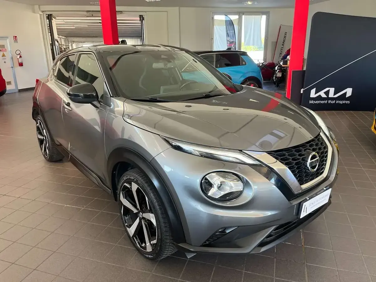 Usata Nissan Juke N-Connecta 114 CV (83 kW) 2022 Grigio SUV