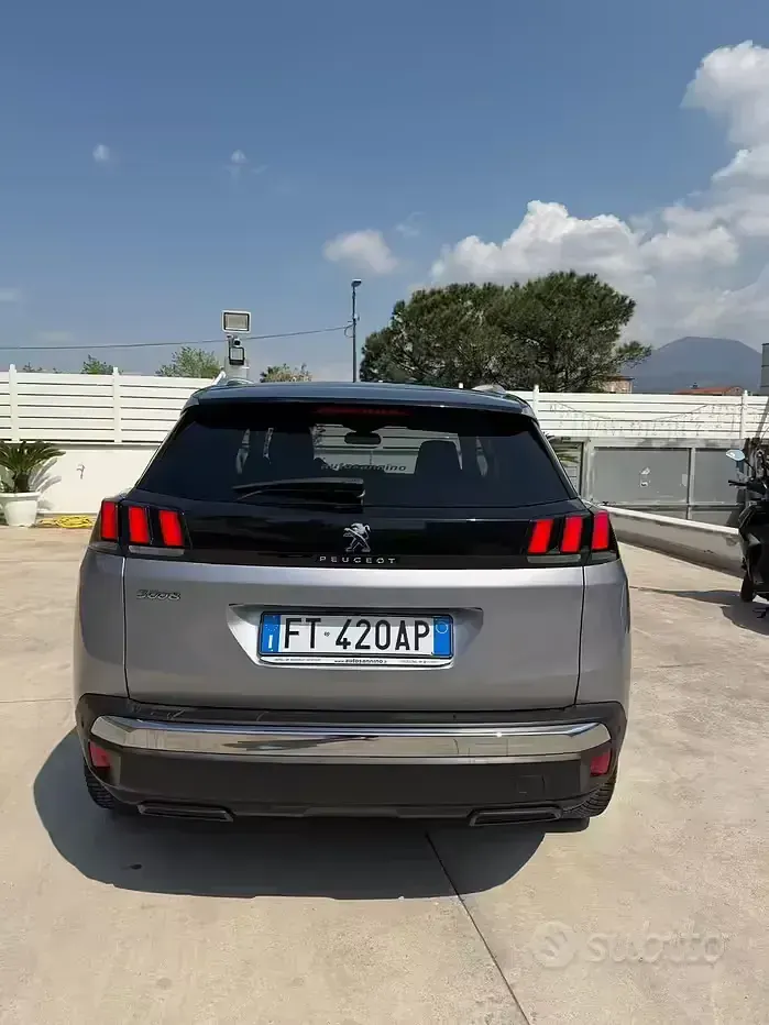 Usata Peugeot 3008 131 CV (96 kW) 2018 Grigio SUV