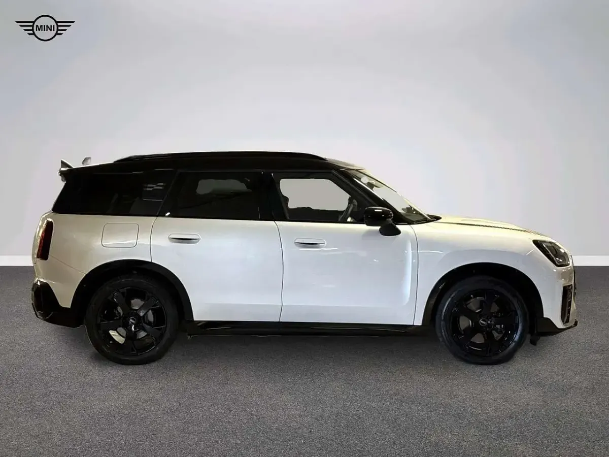 Usata Mini John Cooper Works Countryman 150 kW (204 CV) 2026 Bianco SUV