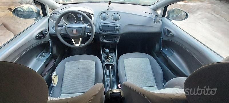 Usata Seat Ibiza 105 CV (77 kW) 2008 Grigio Berlina