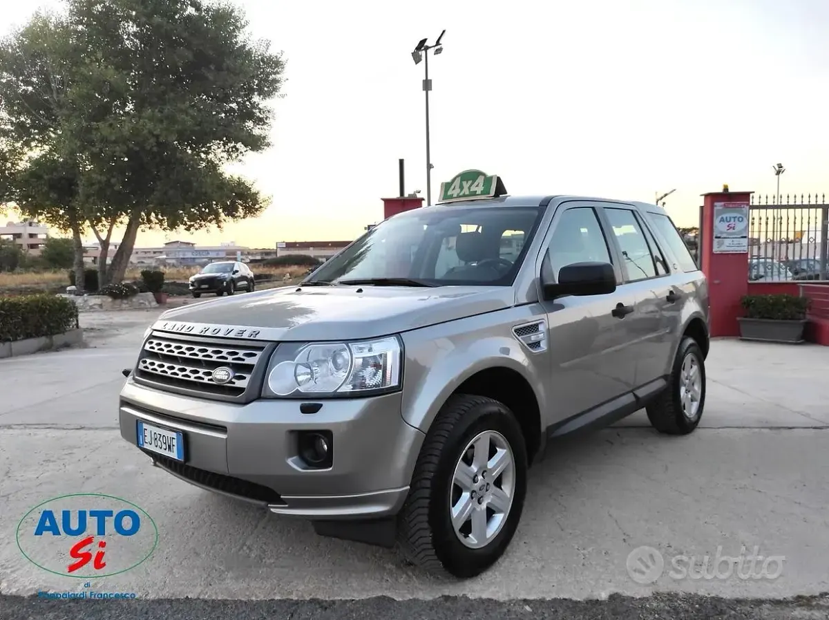 Usata Land Rover Freelander 2 150 CV (110 kW) 2011 Grigio SUV