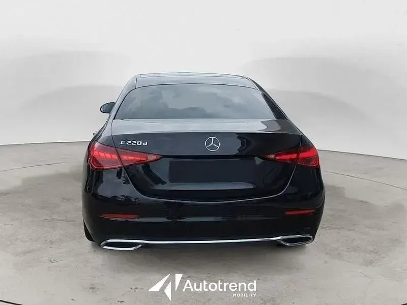 Usata Mercedes 200 Business 199 CV (146 kW) 2024 Nero Berlina