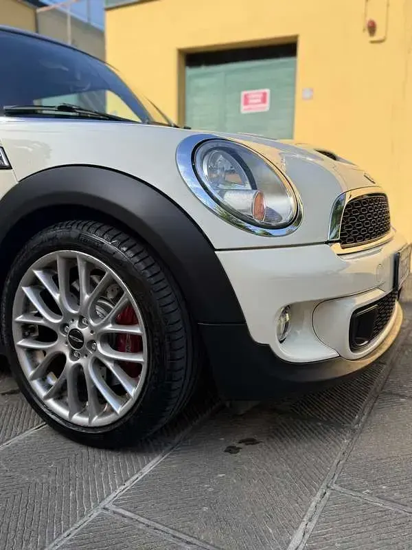 Usata Mini John Cooper Works Chili 211 CV (155 kW) 2011 Utilitaria