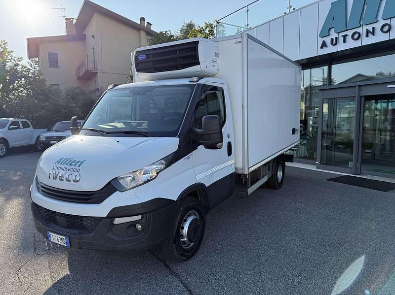 Usata Iveco Daily 150 CV (110 kW) 2019 Bianco Furgone
