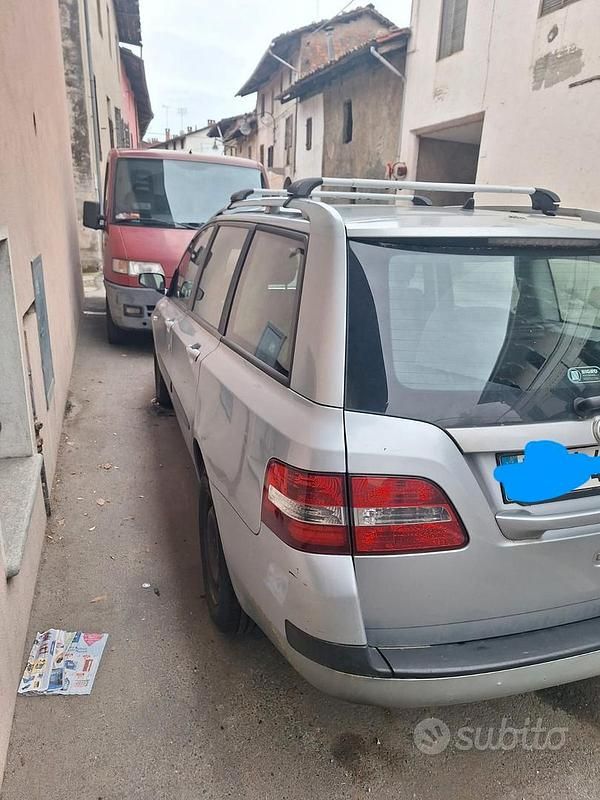 Usata Fiat Stilo 100 CV (73 kW) 2007 Grigio Station wagon