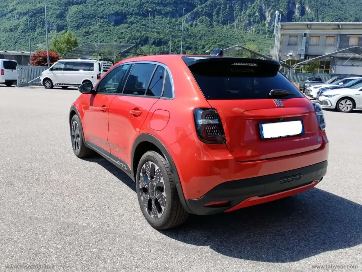 Usata Fiat 600E La Prima 61 kW (84 CV) 2025 Other SUV
