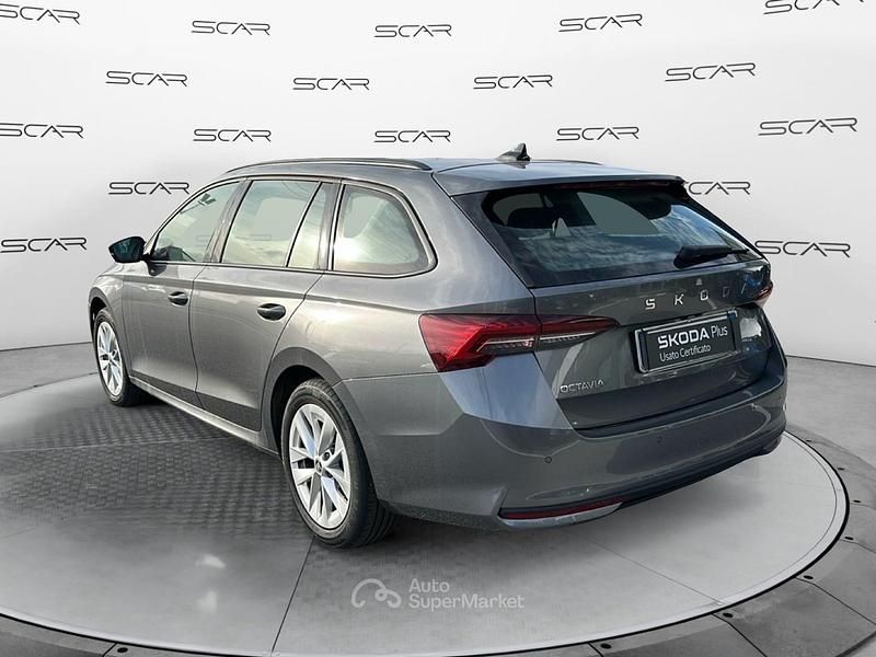 Usata Skoda Octavia Executive 150 CV (110 kW) 2024 Grigio scuro Station wagon
