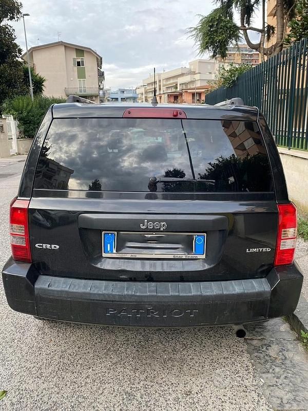 Usata Jeep Patriot 140 CV (102 kW) 2010 Nero SUV