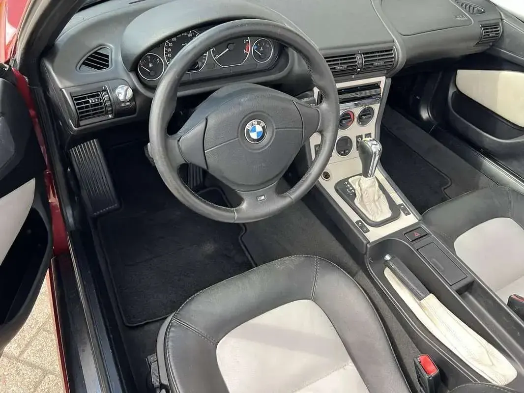 Usata BMW Z3 Efficient Dynamics 170 CV (125 kW) 2002 Rosso Cabrio