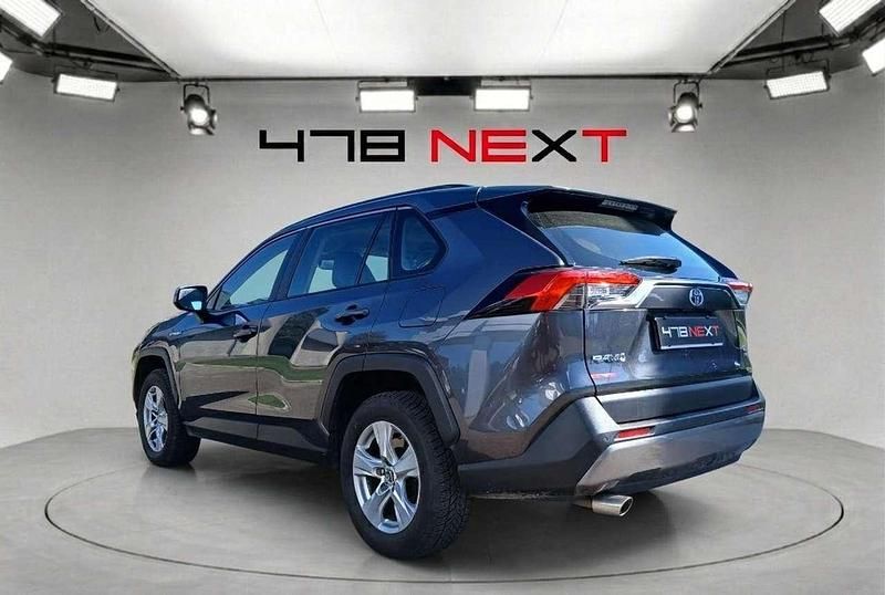 Begagnad Toyota RAV4 Hybrid Business Edition 222 HK (163 kW) 2021 Grå SUV