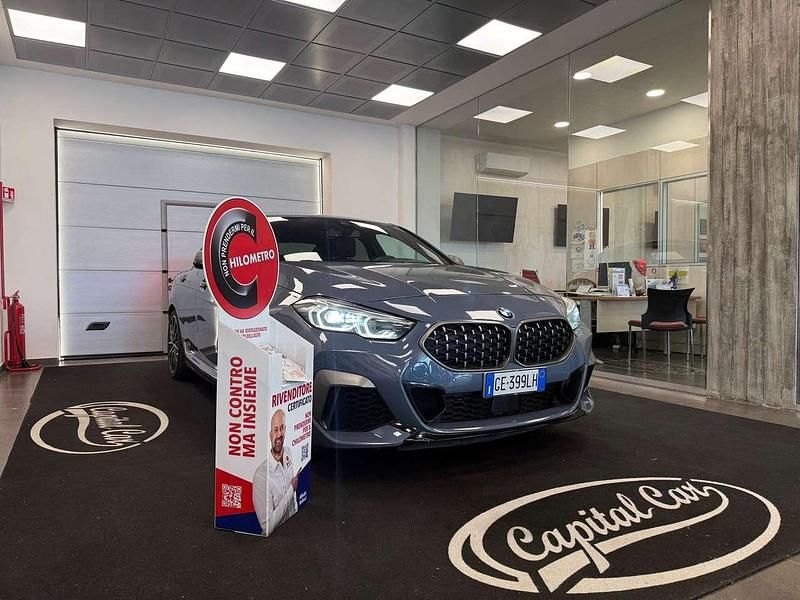 Begagnad BMW M235 306 HK (225 kW) 2021 Grå Sportkupé