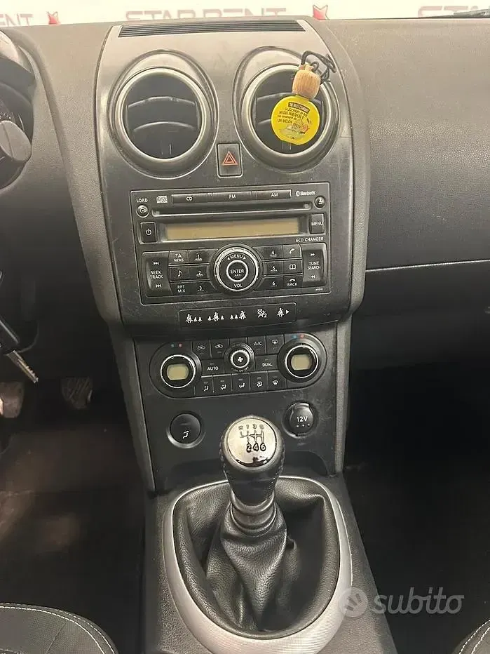 Gebraucht Nissan Qashqai Visia 150 PS (110 kW) 2008 Grau SUV