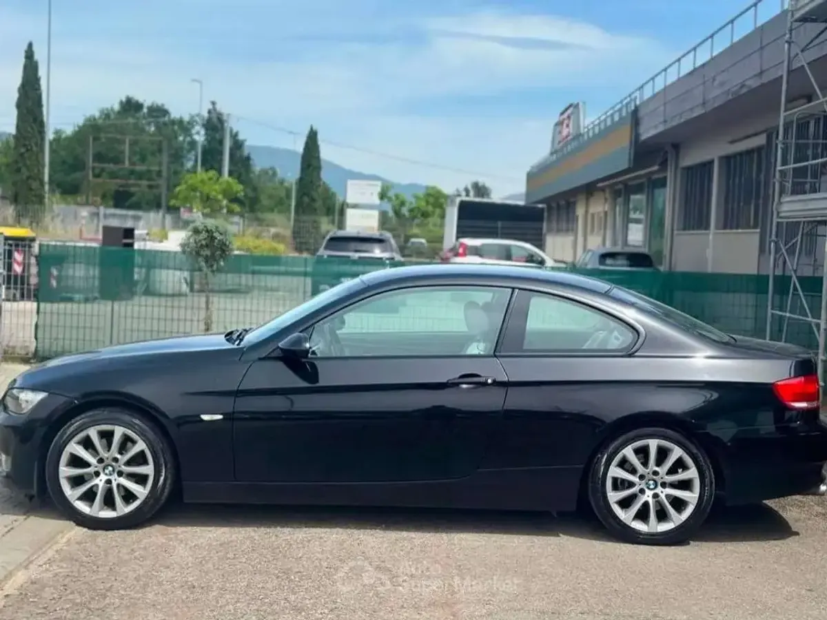 Usata BMW 320 177 CV (130 kW) 2007 Nero Coupé
