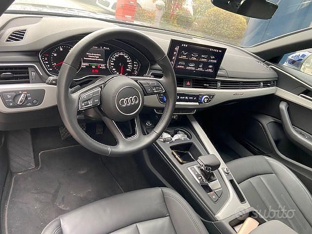 Usata Audi A4 Business Plus 190 CV (139 kW) 2020 Blu/azzurro Station wagon