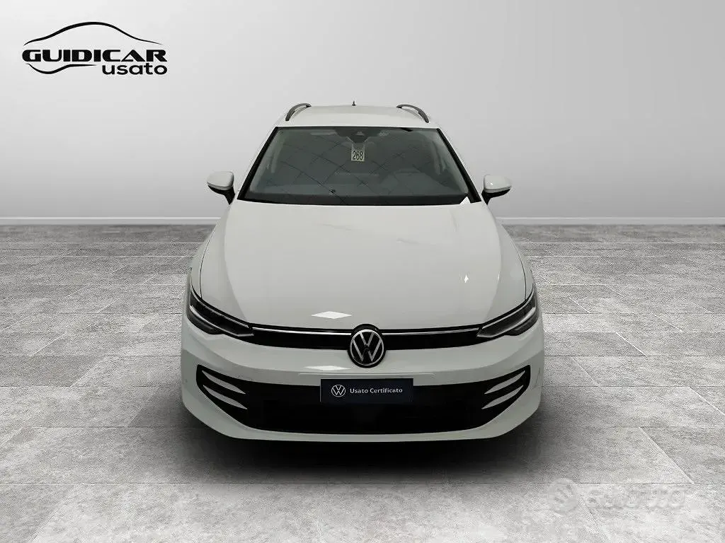 Nouvelle VW Golf VIII 115 ch (84 kW) 2025 Blanc Break