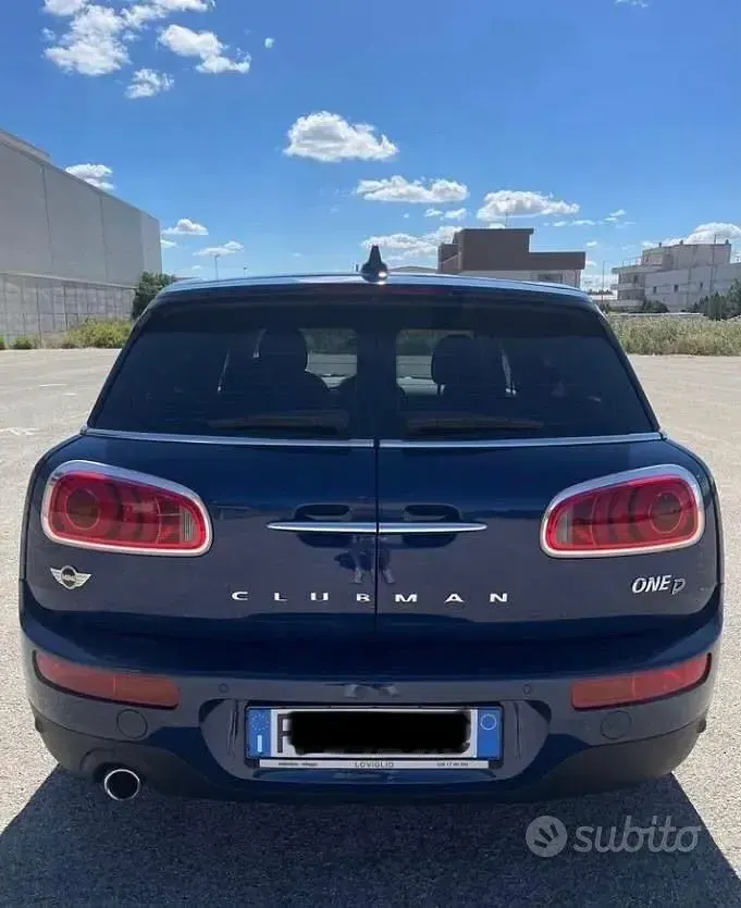 Usata Mini One Clubman Business 116 CV (85 kW) 2017 Blu Station wagon