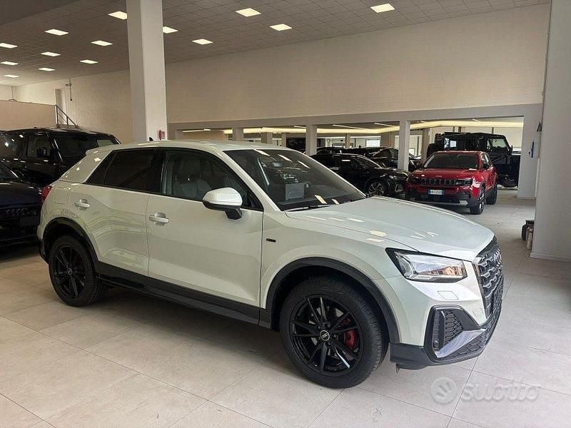 Usata Audi Q2 S-Line 150 CV (110 kW) 2024 Bianco SUV