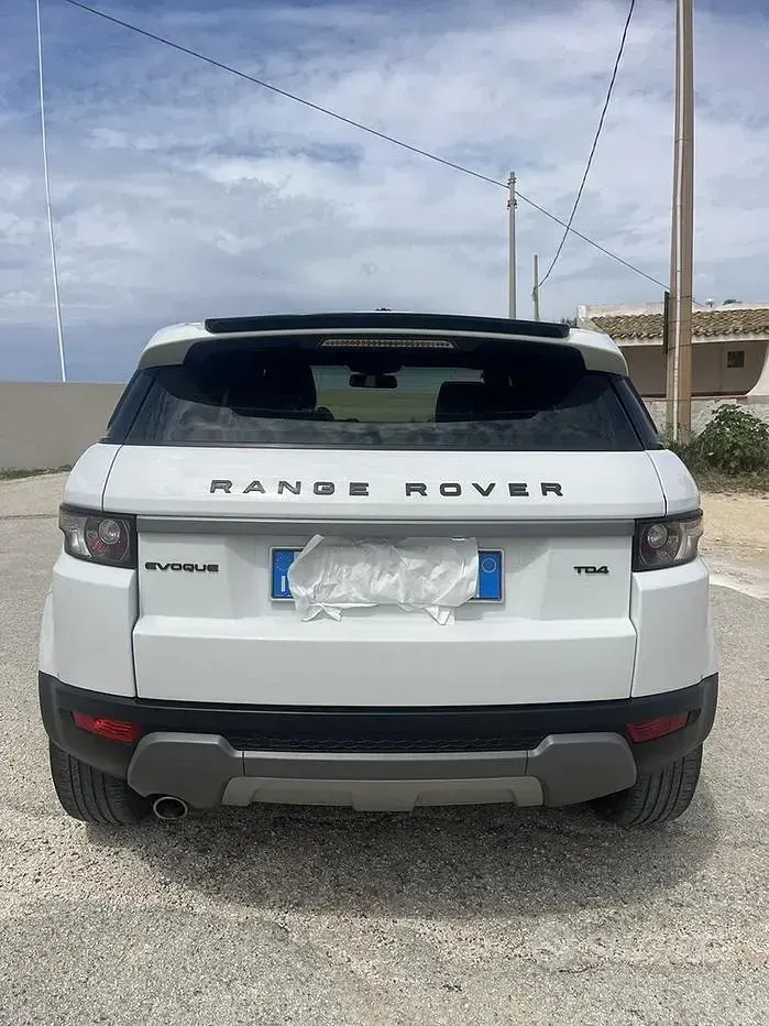 Usata Land Rover Range Rover evoque 150 CV (110 kW) 2014 Bianco SUV
