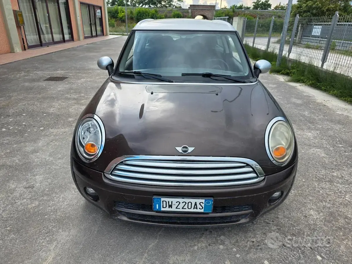 Usata Mini Cooper D Clubman 109 CV (80 kW) 2009 Marrone Station wagon