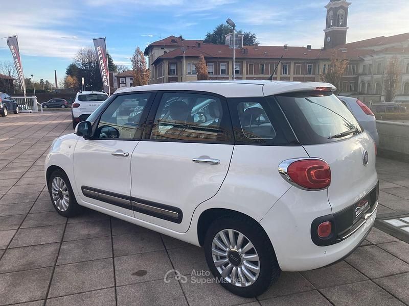 Usata Fiat 500L Lounge 84 CV (61 kW) 2014 Bianco Monovolume