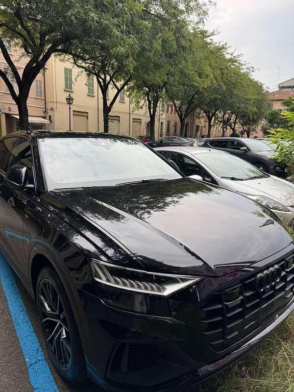 Usata Audi Q8 Sport 286 CV (210 kW) 2021 Nero SUV