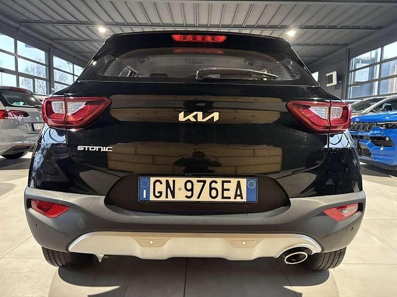 Usata Kia Stonic 101 CV (74 kW) 2023 Nero SUV