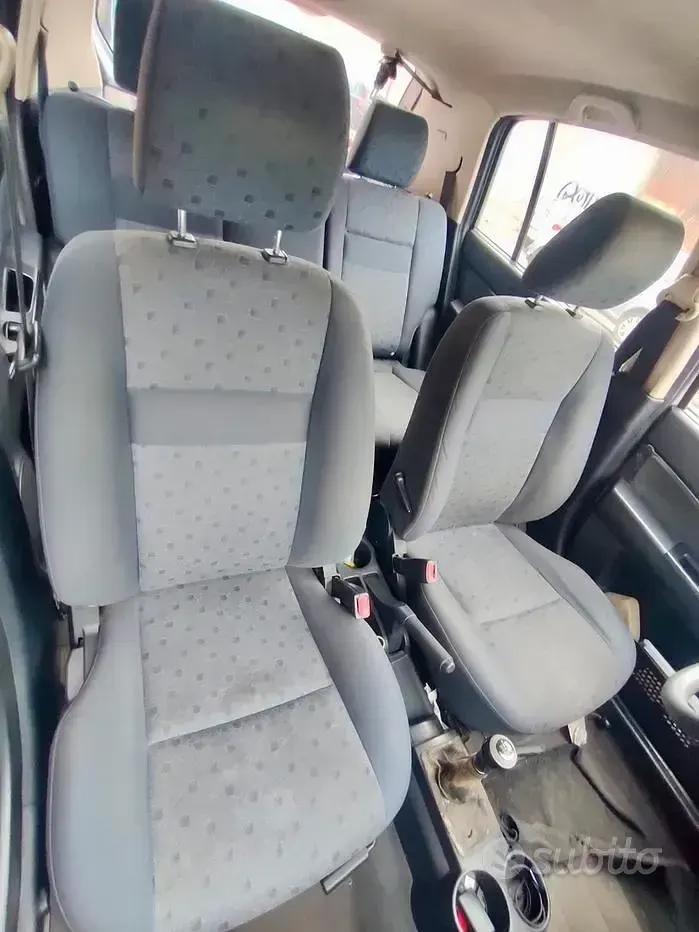 Usata Hyundai Getz 85 CV (62 kW) 2004 Grigio Utilitaria