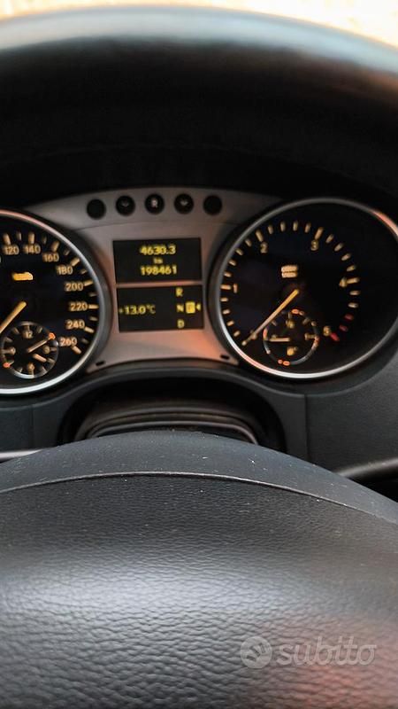 Usata Mercedes ML320 2007 Nero SUV