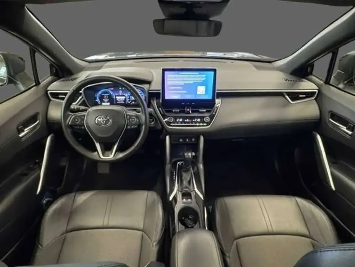 Usata Toyota Corolla Cross Lounge 152 CV (111 kW) 2023 Nero SUV