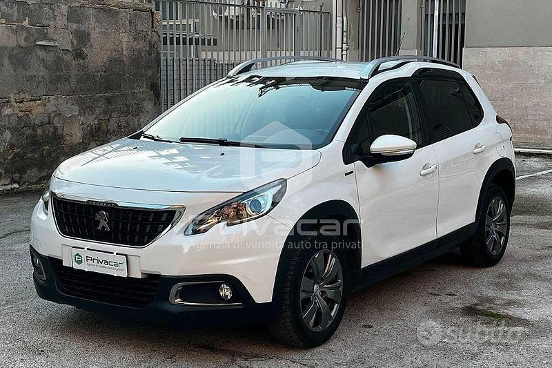 Usata Peugeot 2008 Signature Sky 101 CV (74 kW) 2019 Bianco SUV