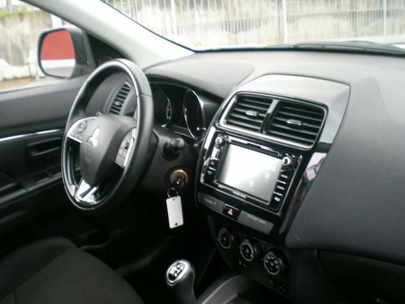 Usata Mitsubishi ASX Instyle 117 CV (86 kW) 2019 Bianco SUV